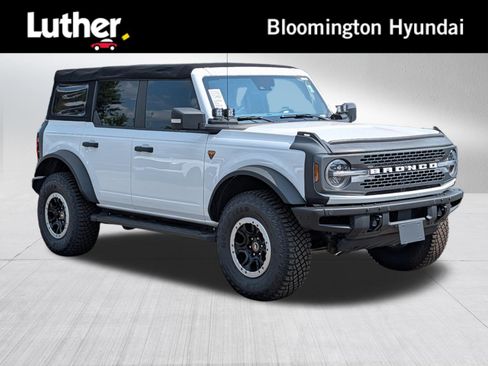 Used 2022 Ford Bronco Badlands AWD/4WD image 1