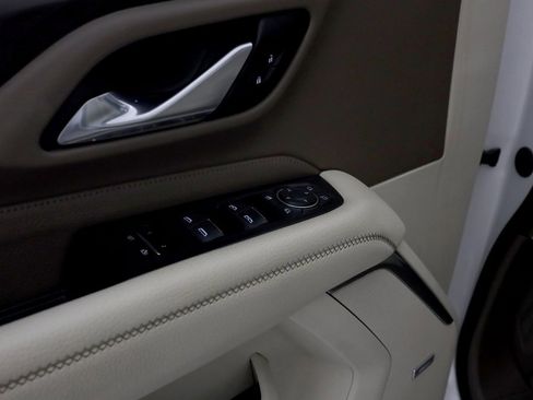 Used 2021 GMC Yukon Denali w/ Denali Premium Package image 20