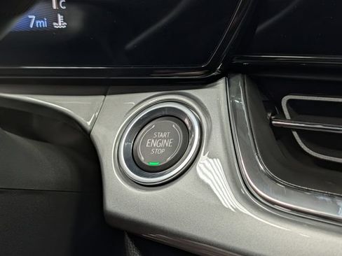 New 2026 Chevrolet Trax LT w/ Sunroof Package FWD image 22
