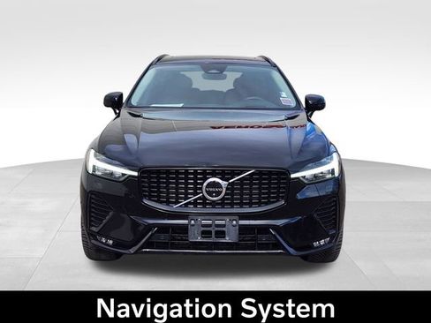Certified 2023 Volvo XC60 B6 Ultimate w/ Protection Package Premier image 3
