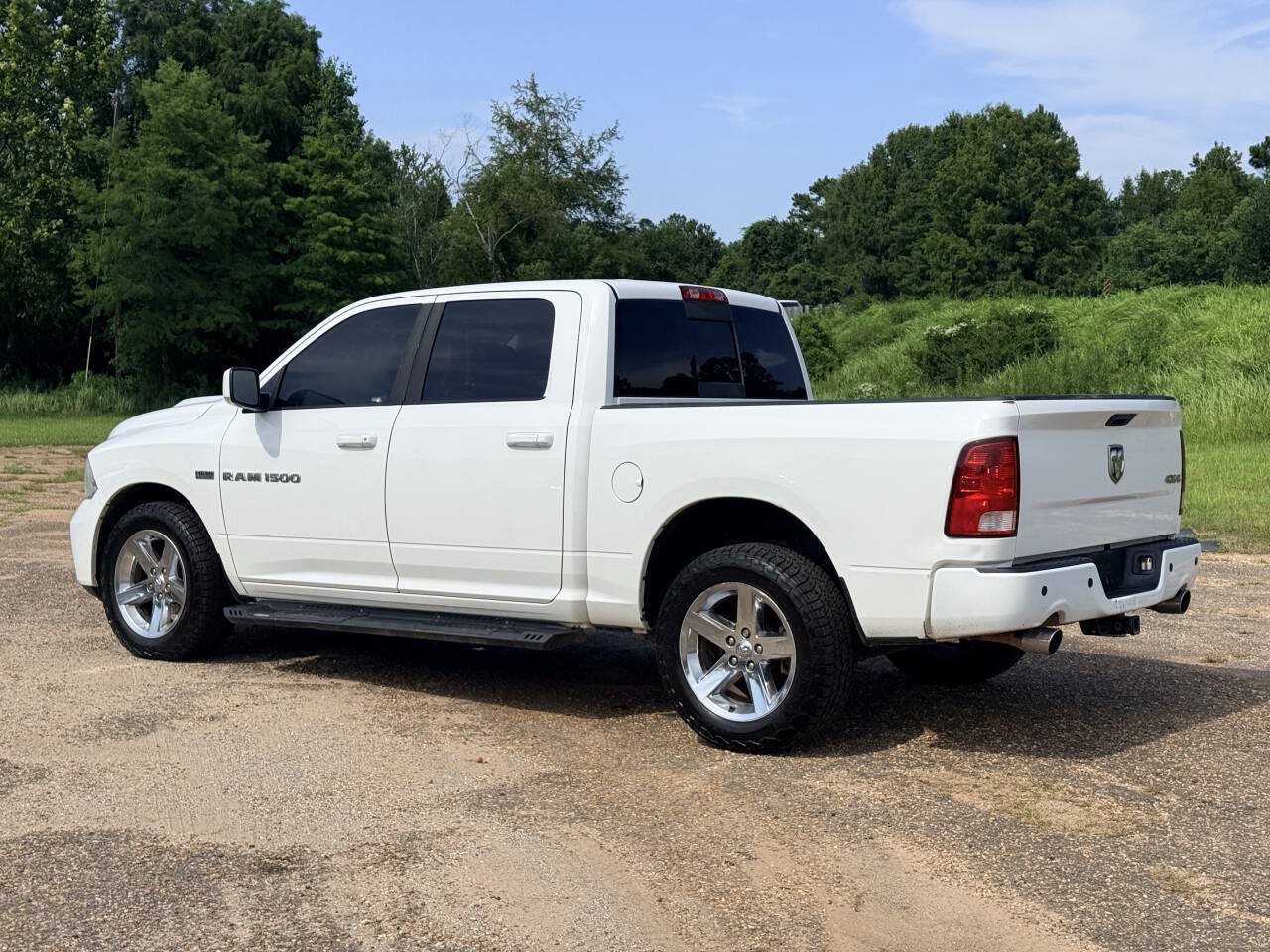Used 2012 RAM 1500 Sport w/ Sport Premium Group AWD/4WD image 3