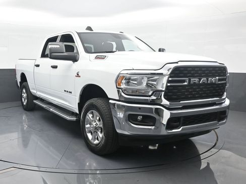 Used 2024 RAM 2500 Big Horn image 9