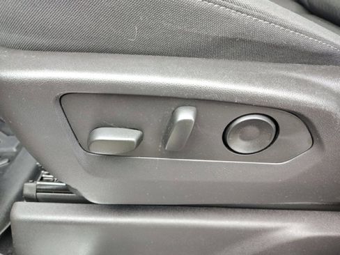 Used 2023 Chevrolet Silverado 1500 RST w/ Z71 Off-Road Package image 12