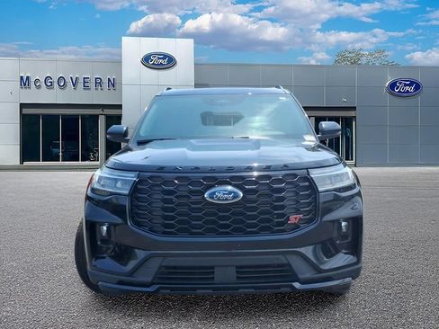 Used 2025 Ford Explorer ST AWD/4WD image 4