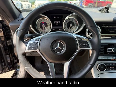 Used 2016 Mercedes-Benz SLK 300 image 9