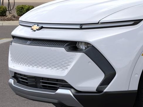New 2025 Chevrolet Equinox EV LT FWD image 13