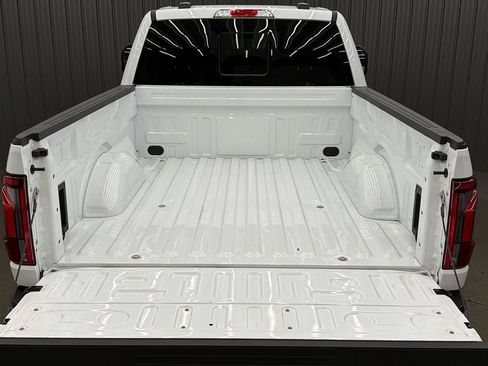Used 2026 Ford F150 Lariat AWD/4WD image 17
