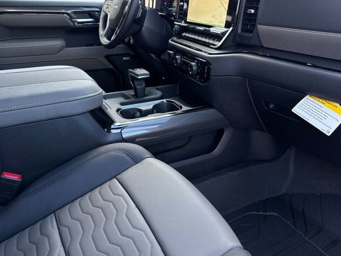 New 2026 Chevrolet Silverado 1500 ZR2 AWD/4WD image 15