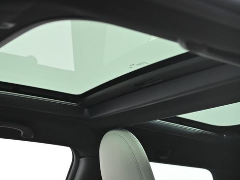 Certified 2025 MINI Cooper S image 27