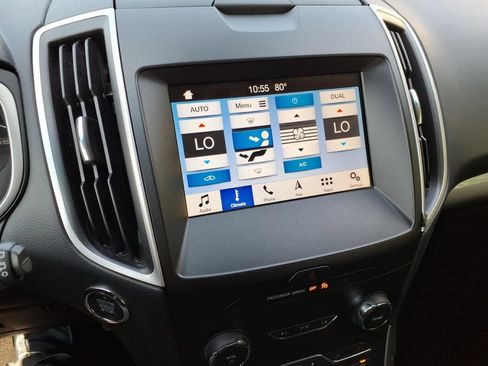 Certified 2019 Ford Edge SEL w/ Equipment Group 201A AWD/4WD image 25