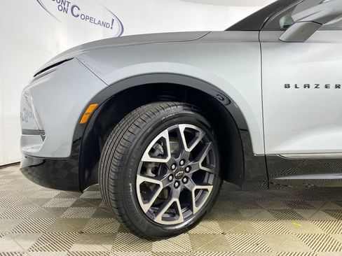 Certified 2023 Chevrolet Blazer RS w/ Enhanced Convenience Package AWD/4WD image 30
