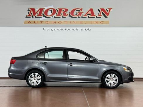 Used 2014 Volkswagen Jetta SE image 2