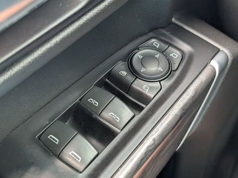 Used 2019 Chevrolet Silverado 1500 LTZ w/ LTZ Texas Edition image 13