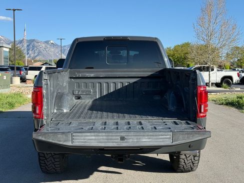 Used 2016 Ford F150 Lariat w/ Equipment Group 502A Luxury AWD/4WD image 12