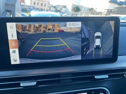 Used 2023 Genesis GV60 Advanced image 28