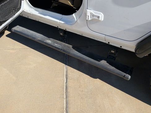 Used 2018 Jeep Wrangler Unlimited Rubicon image 46