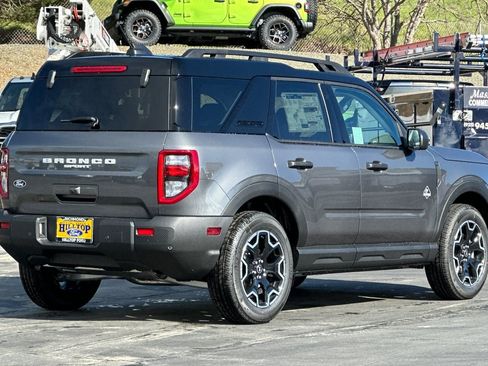 New 2026 Ford Bronco Sport Outer Banks image 11