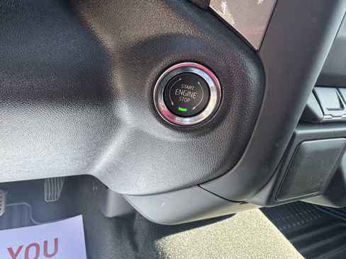 New 2026 GMC Sierra 1500 Pro AWD/4WD image 18