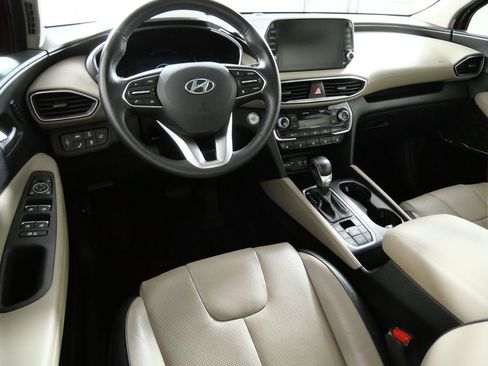 Used 2019 Hyundai Santa Fe AWD image 12
