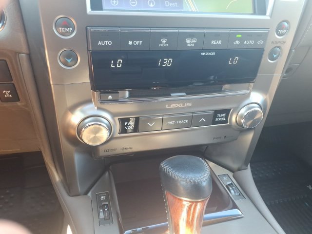 Used 2017 Lexus GX 460 Premium w/ Premium Package AWD/4WD image 19