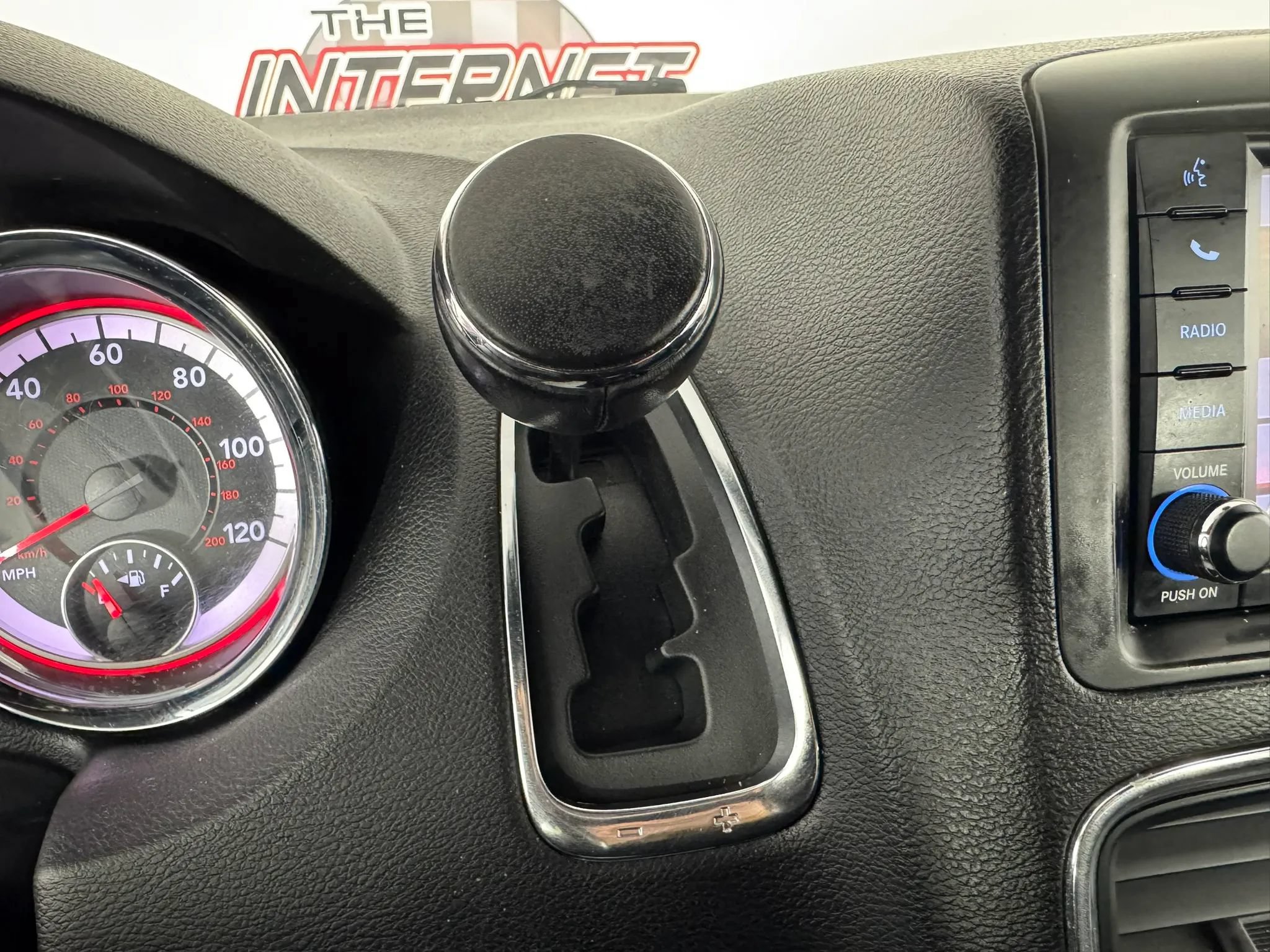Used 2018 Dodge Grand Caravan GT FWD image 19