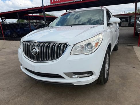 Used 2017 Buick Enclave Leather image 3