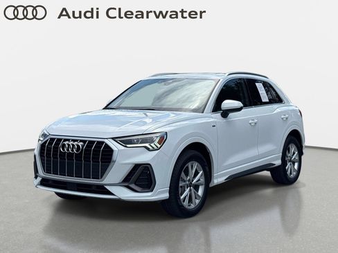 Certified 2025 Audi Q3 2.0T Premium AWD/4WD image 1