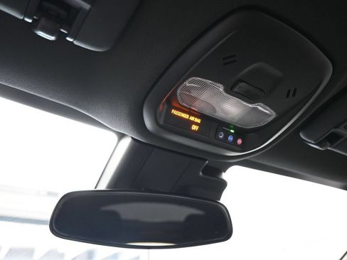 Used 2025 Buick Envista Preferred FWD image 21