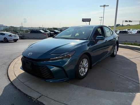 Certified 2025 Toyota Camry LE FWD image 10