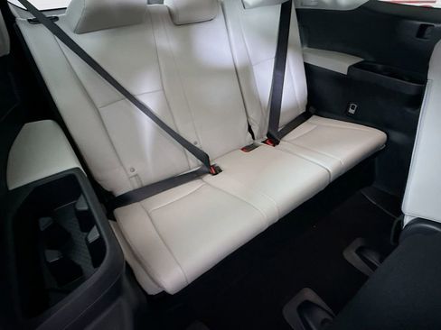 Certified 2024 Toyota Grand Highlander AWD image 32