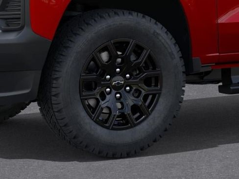 New 2026 Chevrolet Colorado W/T w/ WT Custom Package RWD image 9