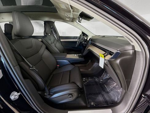 New 2025 Volvo EX90 Ultra w/ Protection Package Premier image 29