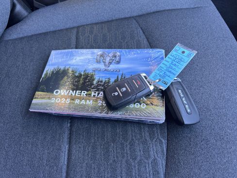 Used 2025 RAM 3500 Tradesman image 34