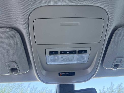 Used 2016 Chevrolet Colorado Z71 w/ LPO, Gearon Bar Package image 30