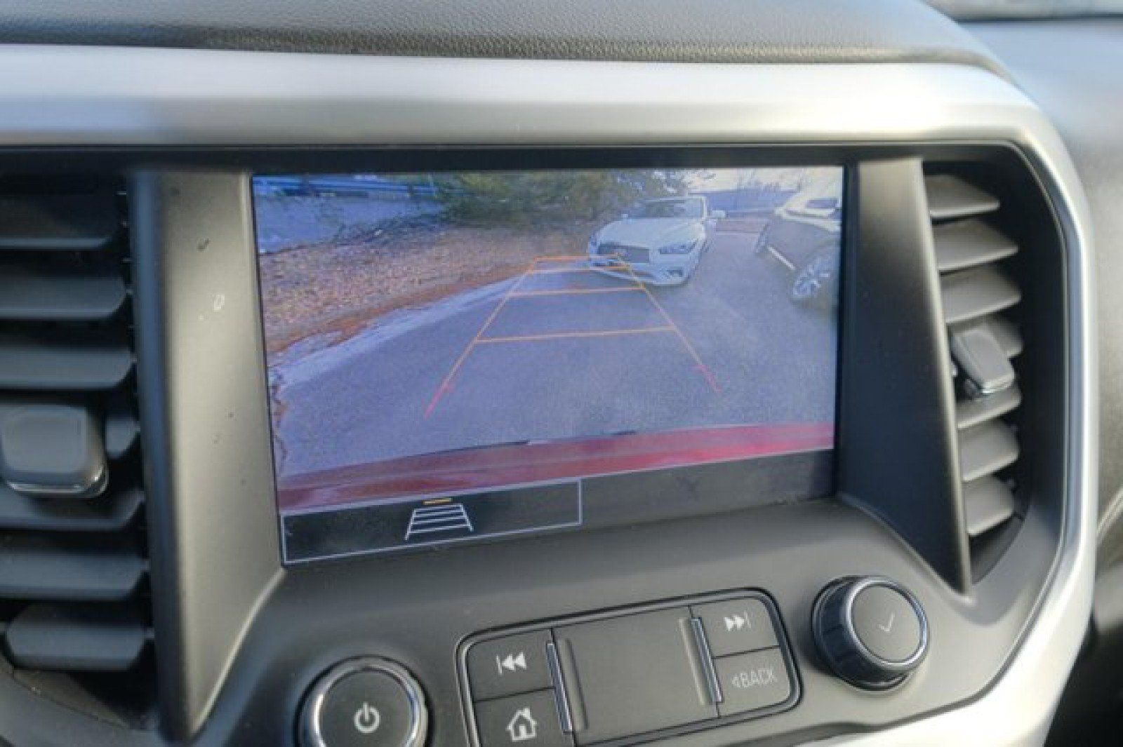 Used 2022 GMC Acadia SLE w/ Driver Convenience Package AWD/4WD image 21