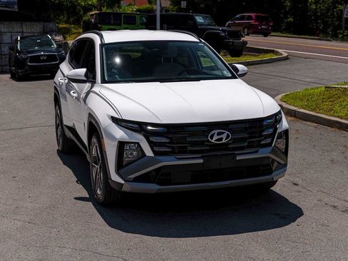 Used 2026 Hyundai Tucson SEL AWD/4WD image 3