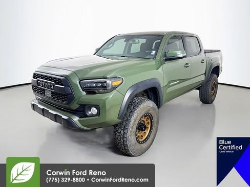 Used 2022 Toyota Tacoma TRD Off-Road w/ Technology Package image 4