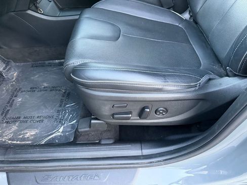 Used 2023 Hyundai Santa Fe Limited AWD/4WD image 9