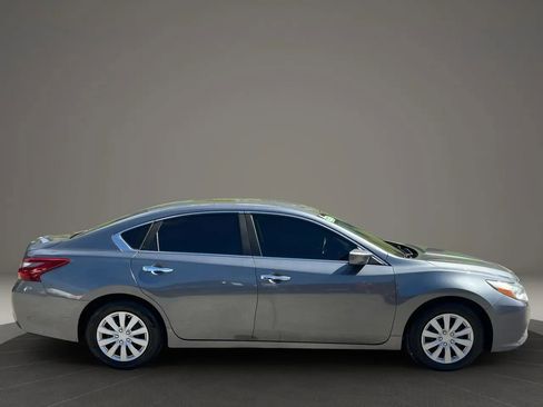 Used 2018 Nissan Altima 2.5 S image 8