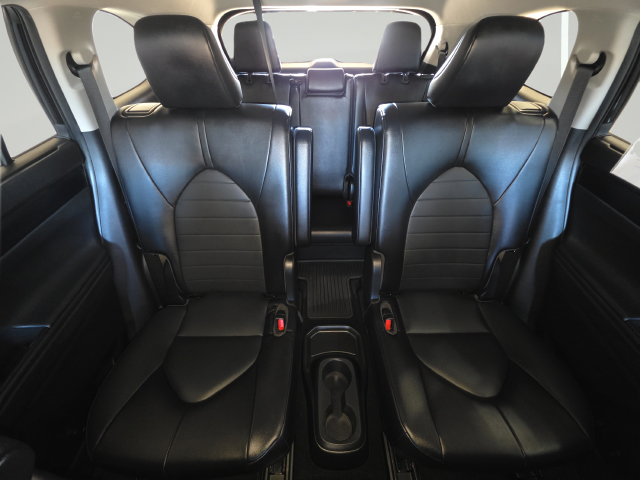 Used 2022 Toyota Highlander XLE AWD/4WD image 27
