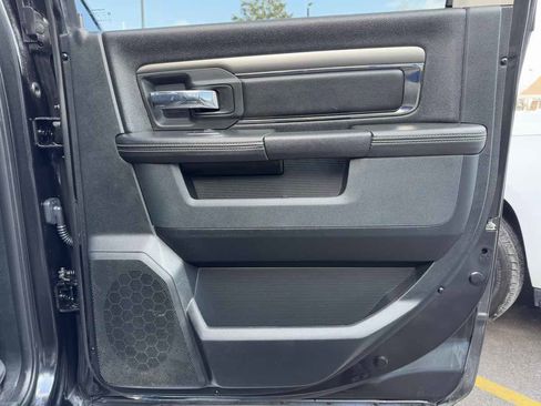 Used 2017 RAM 1500 Sport w/ Black Ram 1500 Sport Group image 34