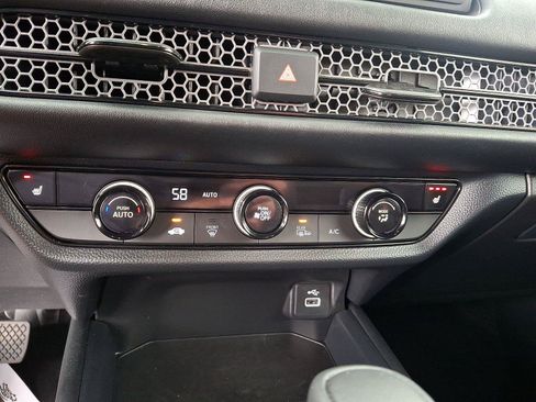 Certified 2024 Honda HR-V Sport image 15