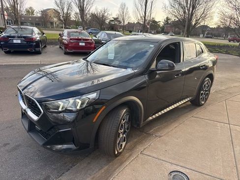 Used 2025 BMW X2 xDrive28i AWD/4WD image 7