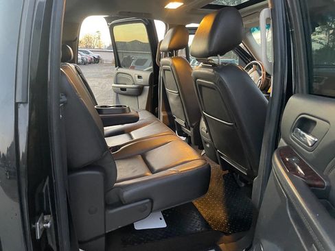 Used 2013 GMC Sierra 3500 Denali image 35