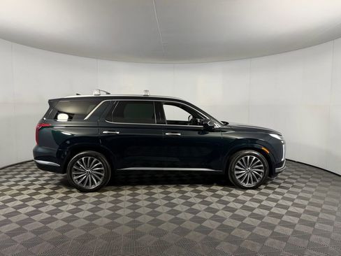 Used 2024 Hyundai Palisade Calligraphy image 6