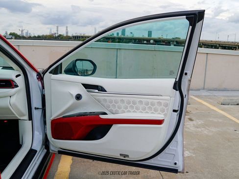 Used 2019 Toyota Camry XSE image 36