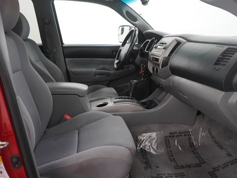 Used 2011 Toyota Tacoma Base w/ TRD Sport Pkg image 13