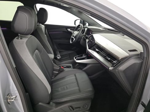 Used 2023 Audi Q4 e-tron Prestige w/ Black Optic Package image 8