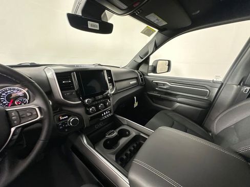 New 2026 RAM 1500 4x4 Crew Cab image 22