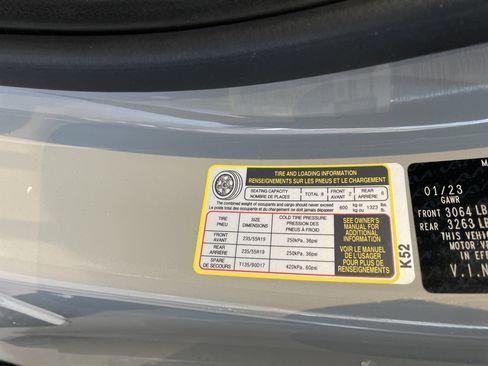 Used 2023 Kia Carnival SX image 43